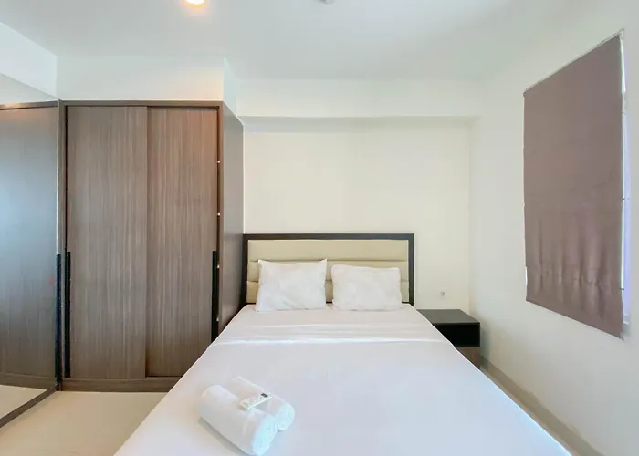 Chic And Cozy 2Br Grand Kamala Lagoon Apartment By Travelio