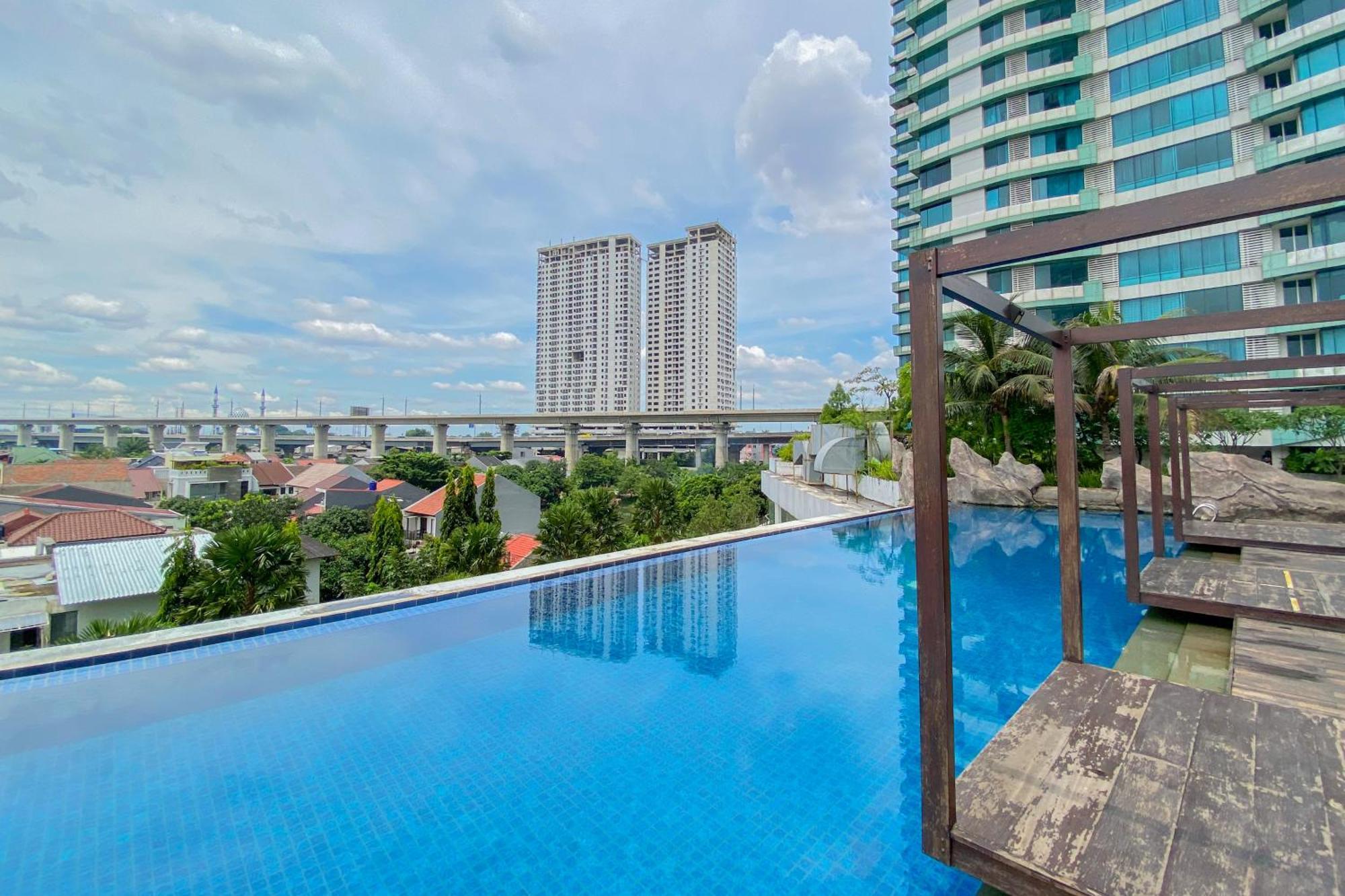 Chic And Cozy 2br Grand Kamala Lagoon By Travelio *